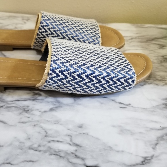 Blue and white sandals ♡ - Picture 6 of 6